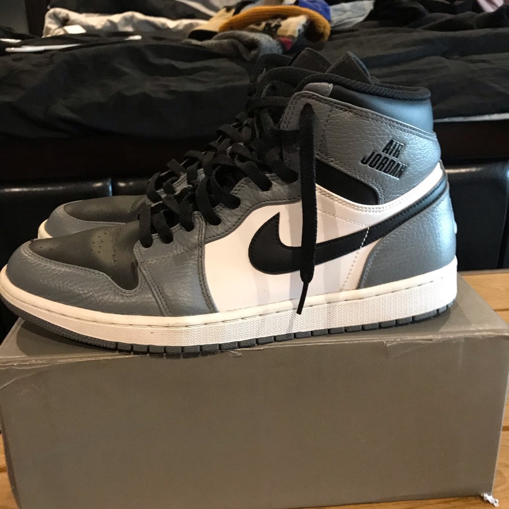 Rare air gray Jordan 1